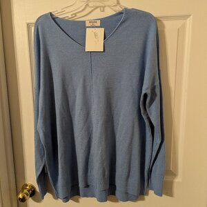 Women's long sleeve blue sweater, new $12.